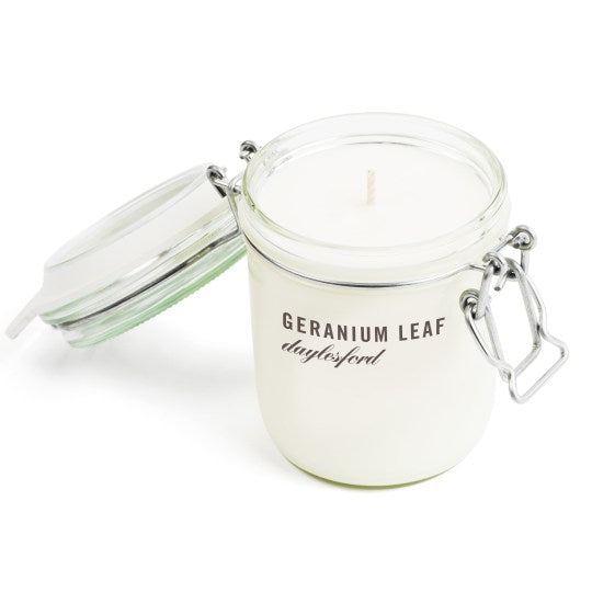 Daylesford Botanical Geranium Leaf Candle, Large